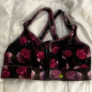 SheFit ultimate Sports Bra
